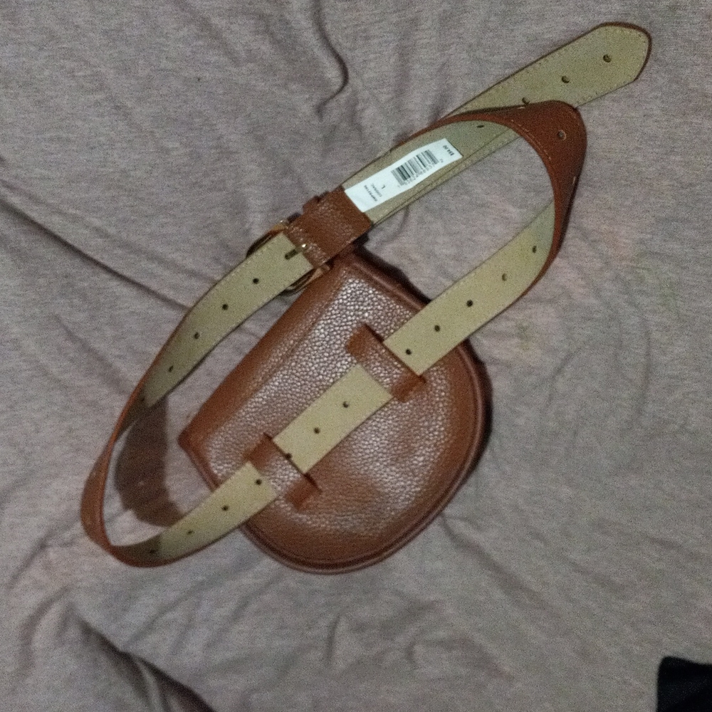 Steve Madden Belt Purse - Picture 4 of 5